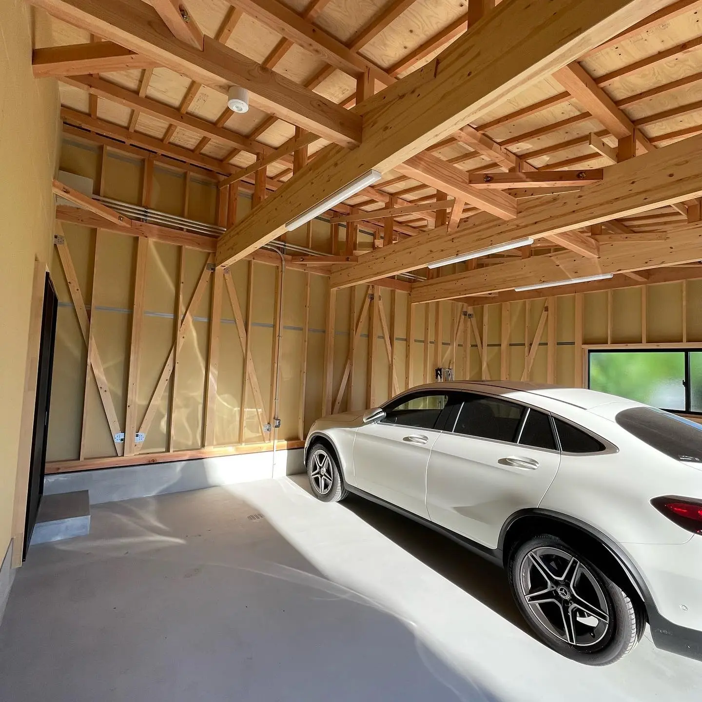 注文住宅で実現したインナーガレージの平屋 の写真